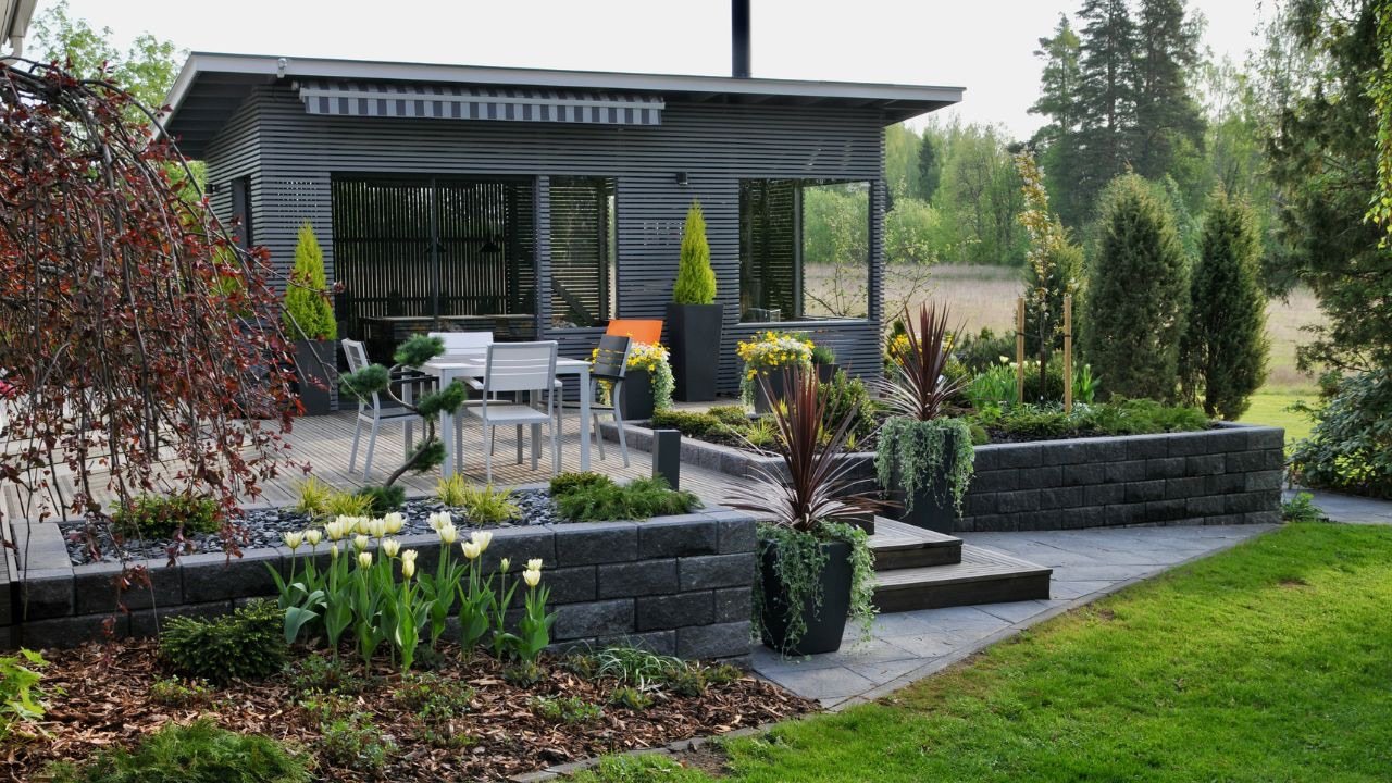 low-maintenance garden ideas